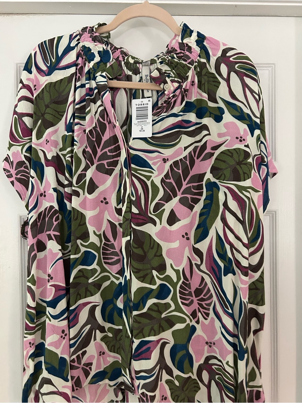 torrid Pink, Olive & Blue Tropical Leaf Peasant Blouse